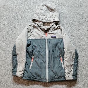 Patagonia Girls Gray and Cream Hooded Jacket Size M10